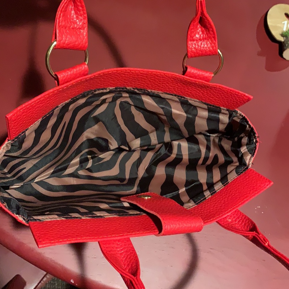 Small Basic Red Purse - image 3